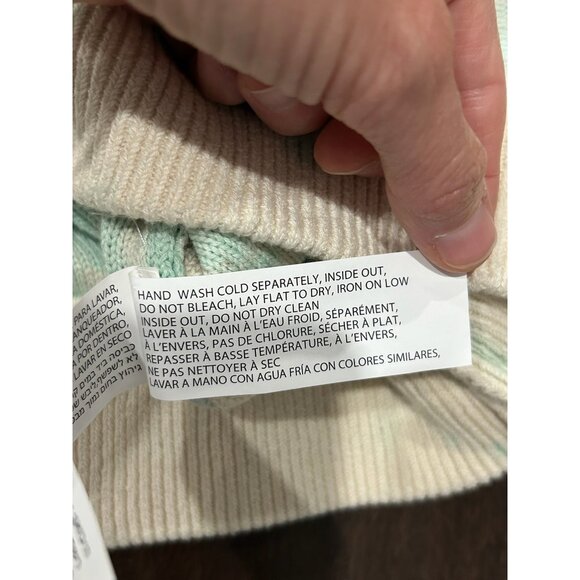 Black Tape NWT Tie Dye Sweater Vanilla Turquoise Purple Size Small - Picture 9 of 10